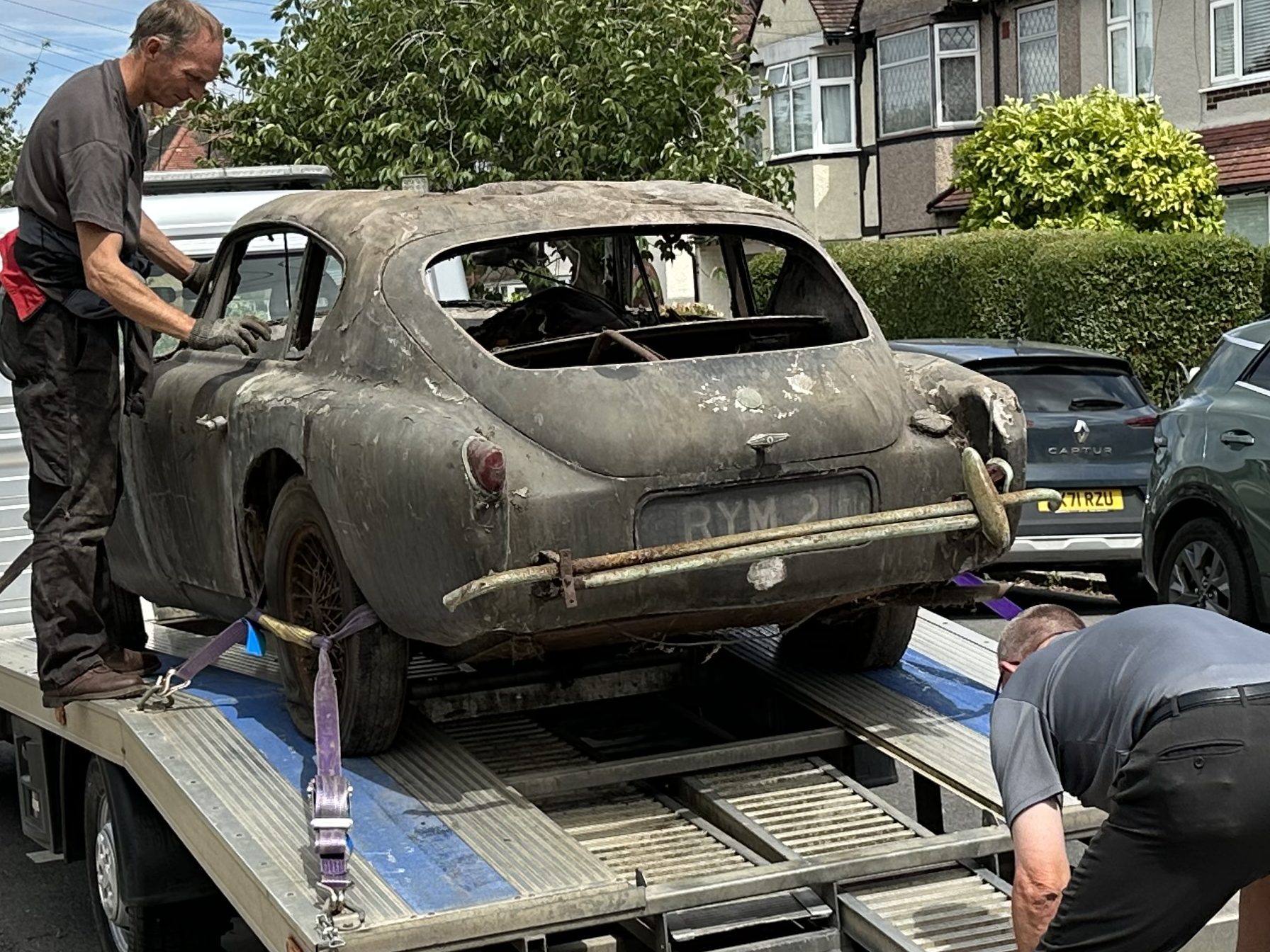 Barn Find Car Spotted Driving...Nearly 70 Years Ago! - UK Barn Finds