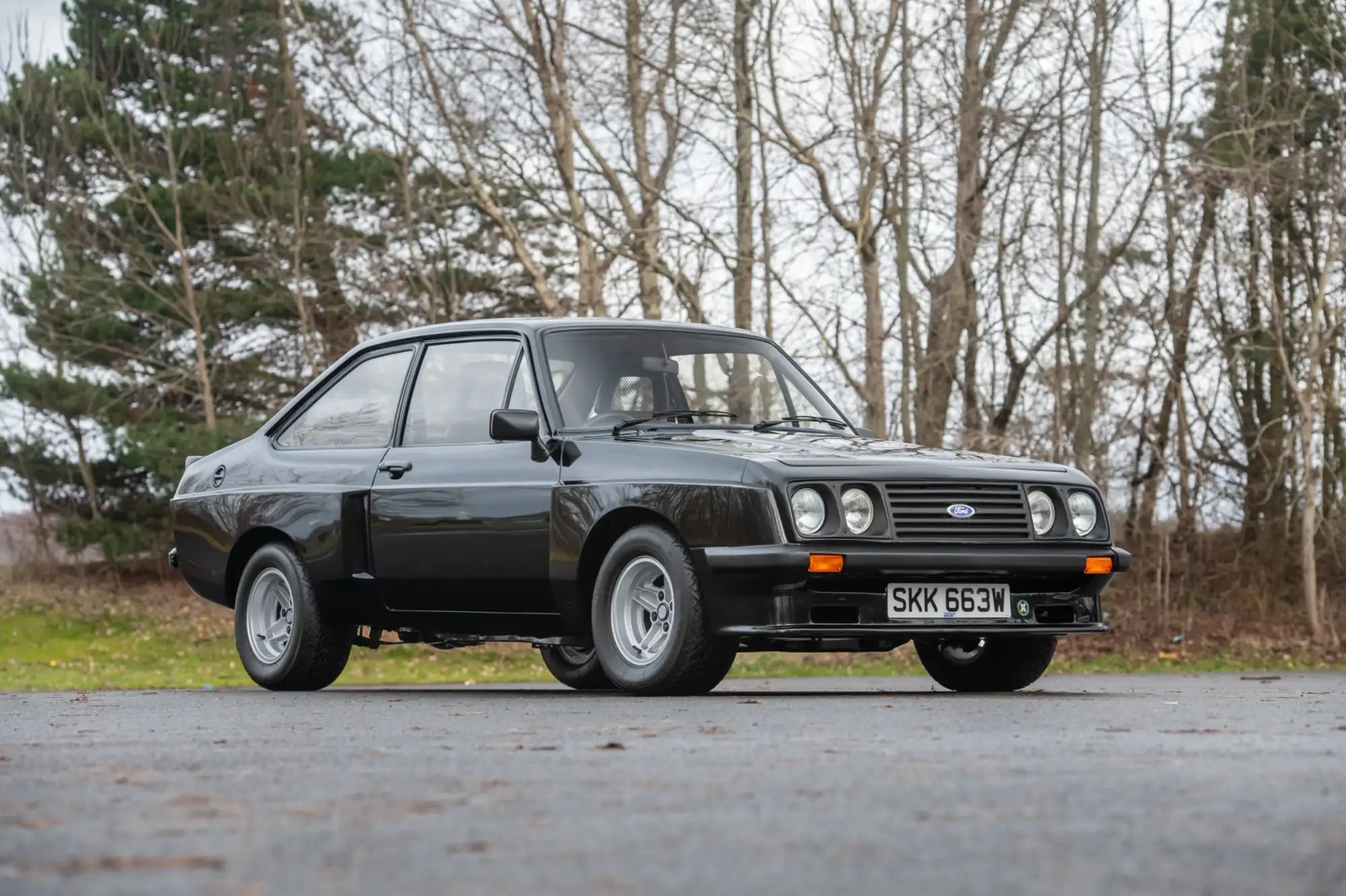 Ford Escort RS2000 X-Pack sold by Iconic Auctioneers