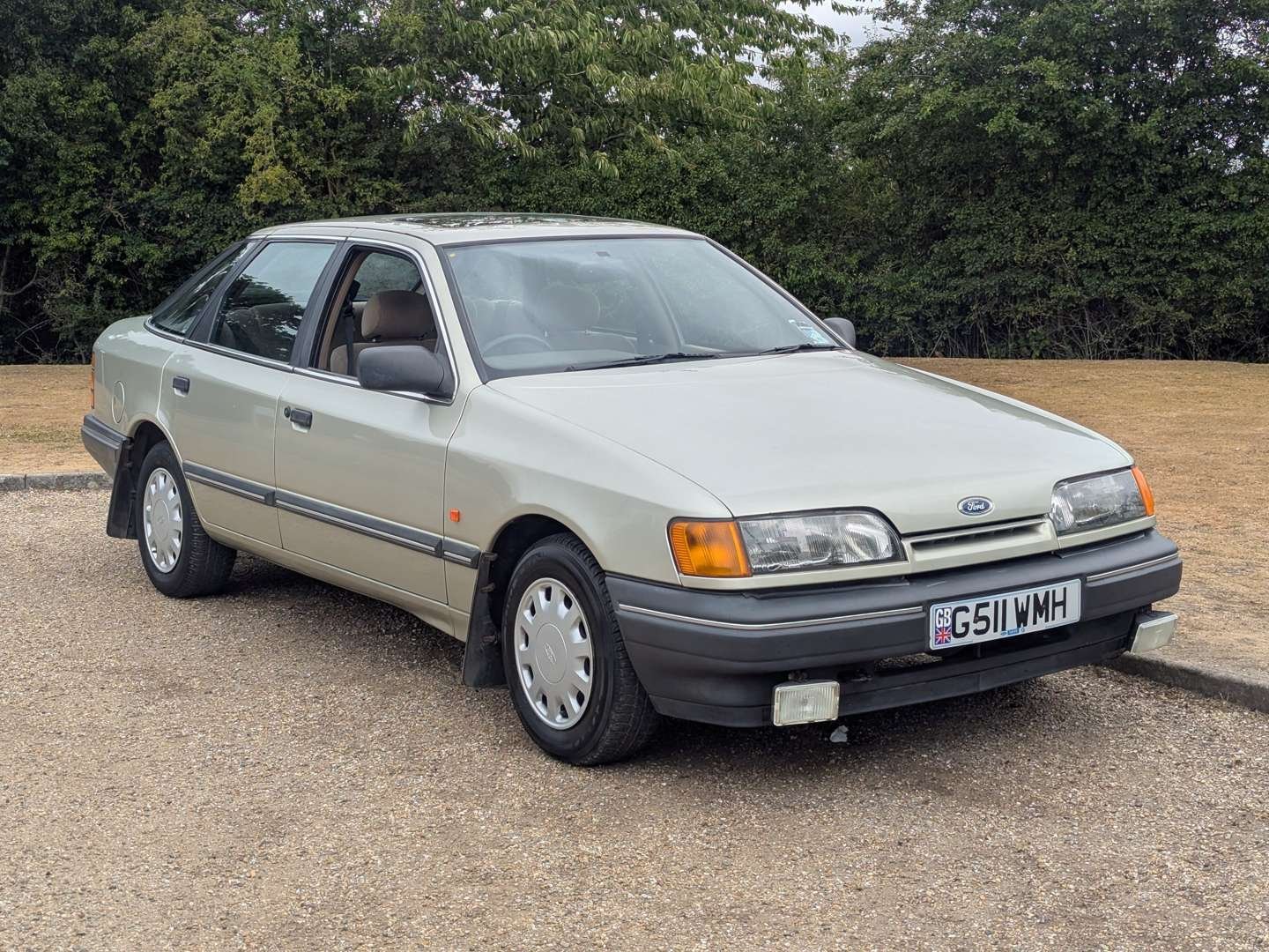1989 Ford Granada GLi Automatic in Satin Gold Metallic at Anglia Car Auctions